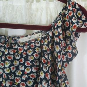 Hazel floral top- small